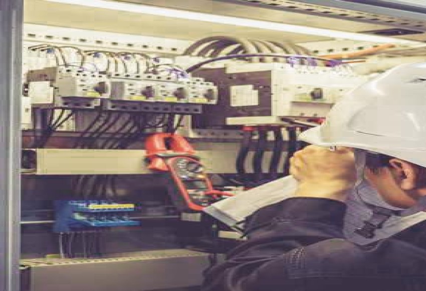 خدمات الصيانة الفنية